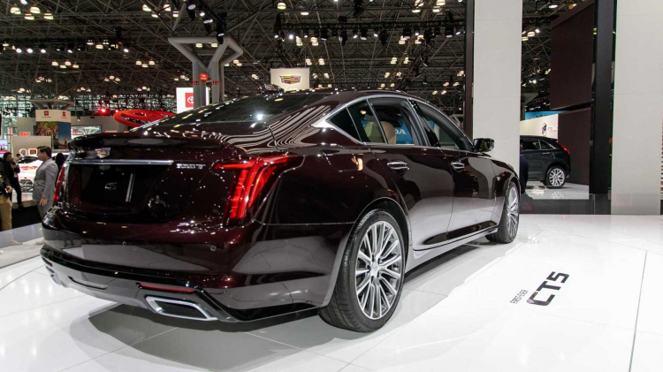Cadillac giới thiệu CT5: Thay thế CTS làm đối trọng với BMW 5 Series hay Mercedes E-Class