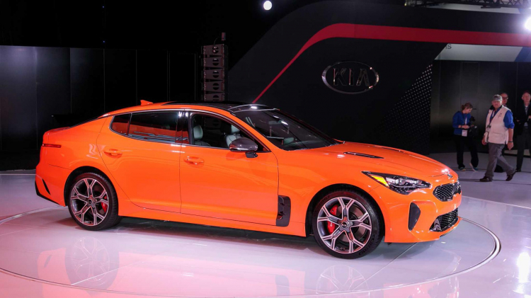 Kia giới thiệu Stinger GTS 2019: Phiên bản đặc biệt sử dụng hệ dẫn động D-AWD cho phép Drift