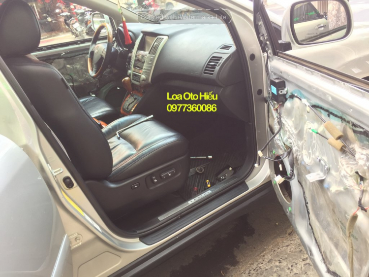 Lên âm thanh cho Lexus và Rav4