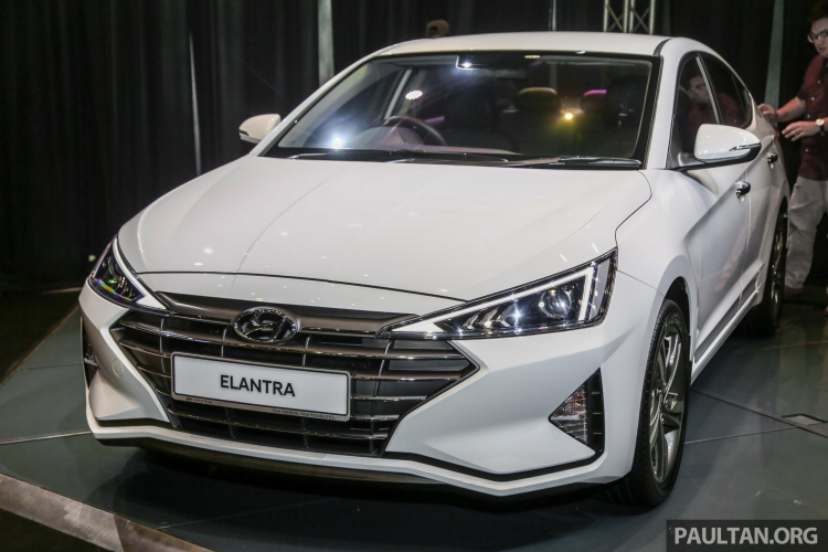 Xem trước Hyundai Elantra 2019 (facelift) sắp về Việt Nam tại Malaysia