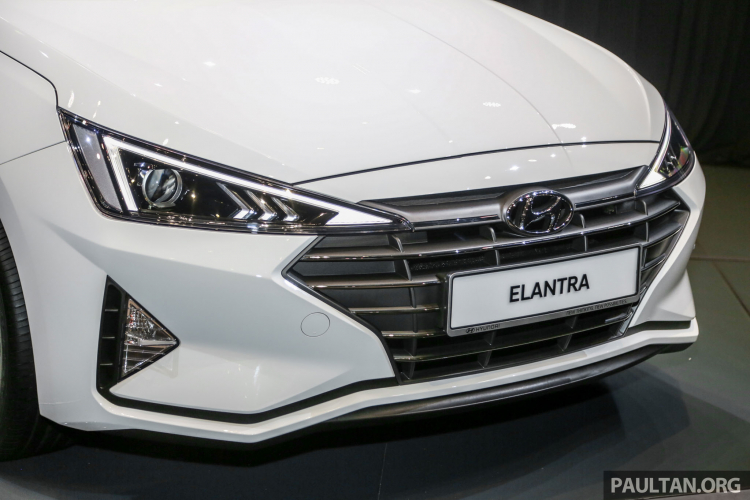 Xem trước Hyundai Elantra 2019 (facelift) sắp về Việt Nam tại Malaysia