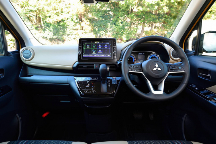 Có 800tr nên mua Toyota Yaris hay Hyundai Kona? Có 800tr nên mua Toyota Yaris hay Hyundai Kona?