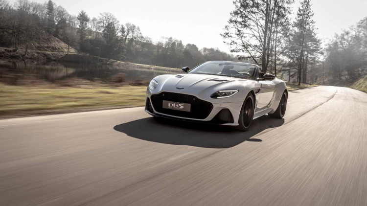 Aston Martin ra mắt DBS Superleggera Volante: Động cơ V12 mạnh mẽ và thiết kế lịch lãm