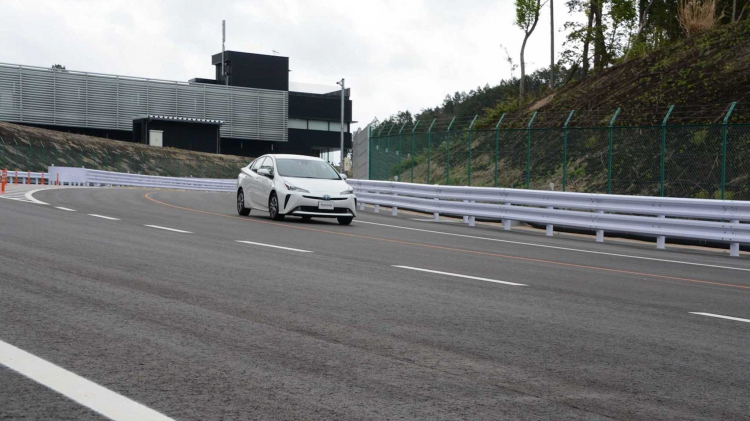 Toyota mở Trung Tâm Thử Nghiệm mới lấy cảm hứng từ trường đua Nurburgring