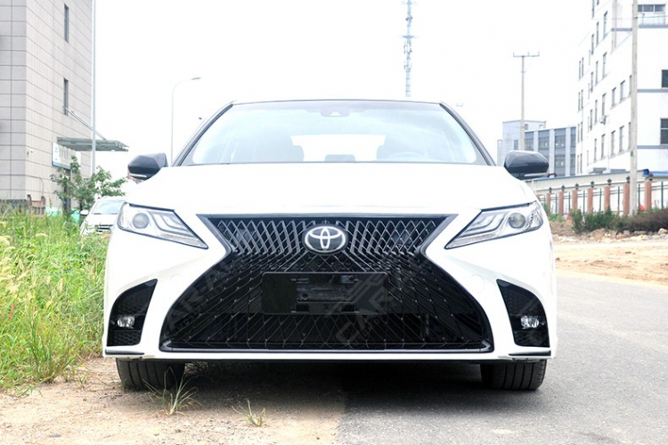 Độ cản Camry 2019 mẫu Lexus giá rẻ Tại Tp. HCM