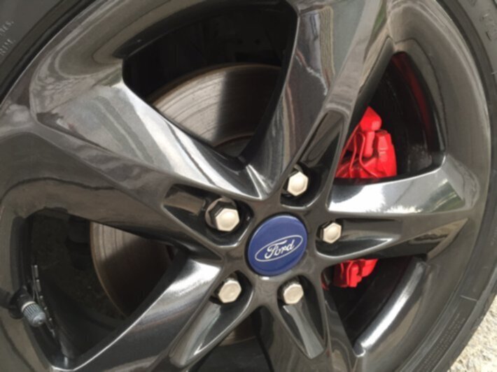 Focus 5 cửa - nơi để anh em giao lưu trao đổi tất cả các vấn đề về xe . Focus 5 cửa - nơi để anh em giao lưu trao đổi tất cả các vấn đề về xe .