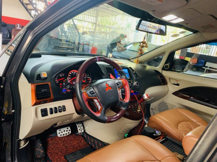 Cần tìm mua xe Mitsubishi Grandis 2008 trở lên Cần tìm mua xe Mitsubishi Grandis 2008 trở lên