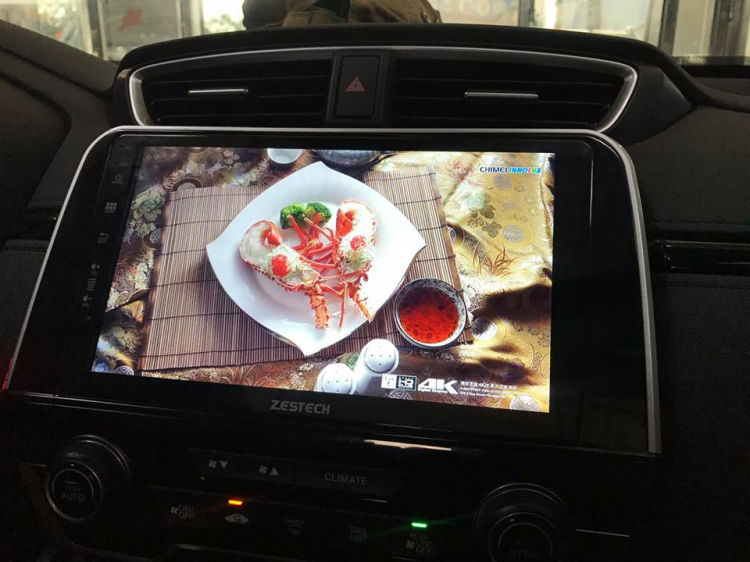 Màn hình DVD Android Zestech cho xe Honda CRV 2019 tại Bình Dương