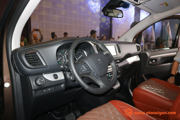Thaco ra mắt MPV cỡ lớn Peugeot Traveller; 02 phiên bản  giá từ 1,69 tỷ đồng