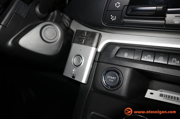 Thaco ra mắt MPV cỡ lớn Peugeot Traveller; 02 phiên bản giá từ 1,69 tỷ đồng Thaco ra mắt MPV cỡ lớn Peugeot Traveller; 02 phiên bản giá từ 1,69 tỷ đồng