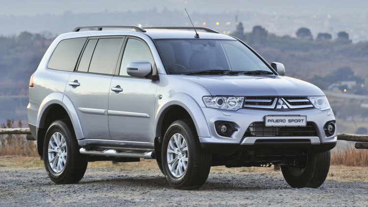 Các bác tư vấn giúp em về Mitsubishi Pajero Sport đời 2015