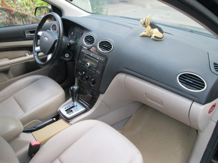 Baăăn xe focus 2.0 AT, sedan, sx 2005