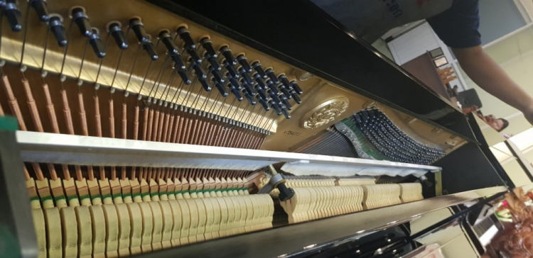 Mua piano cũ quận 2 Bình Thạnh Mua piano cũ quận 2 Bình Thạnh
