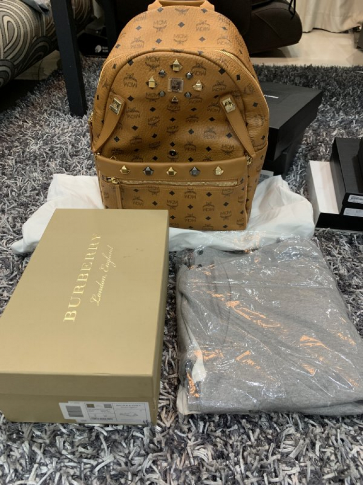 Thái Dương Authentic-Chuyên Bán Đồ Hiệu Gucci Fendi Dolce Hermes Givenchy LV Balenciaga,Saint,Ds v.v