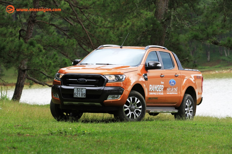 Xin báo giá xe Ford Ranger XLS AT 2019