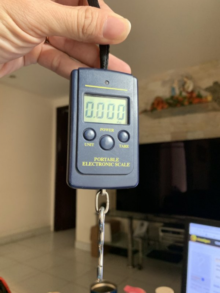 Hỏi về kích thước cân nặng hành lý xách tay máy bay ? Hỏi về kích thước cân nặng hành lý xách tay máy bay ?