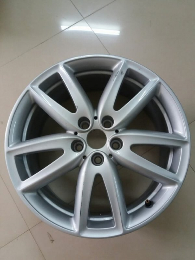 [THANH LÝ] Vành xe 4 MINI Alufelgen JCW Grip Spoke 520 8J x 18 ET 57 MINI F54 silber TOP 6856049