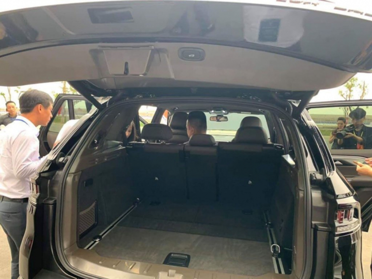 VinFast Fadil và SUV Lux SA 2.0 lộ diện ảnh chụp khoang động cơ VinFast Fadil và SUV Lux SA 2.0 lộ diện ảnh chụp khoang động cơ