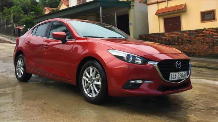 Các bác tư vấn giúp em nên thay bóng đèn nào cho Mazda3 1.5L