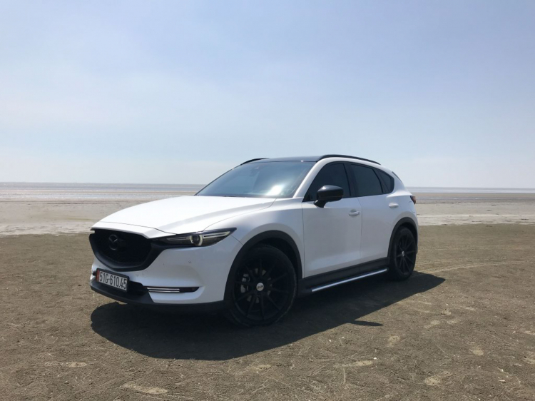 [Xe Độ & Đam Mê]  Trang điểm nhẹ cho Mazda CX-5 2018: “Zoom-zoom Black&White”