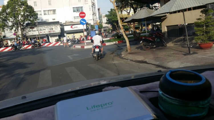 Cuối năm nên xe chạy ẩu?