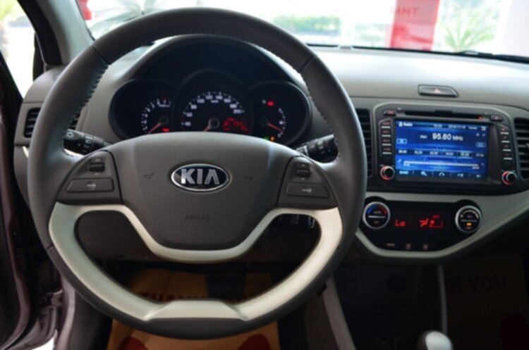 Kia morning 2015