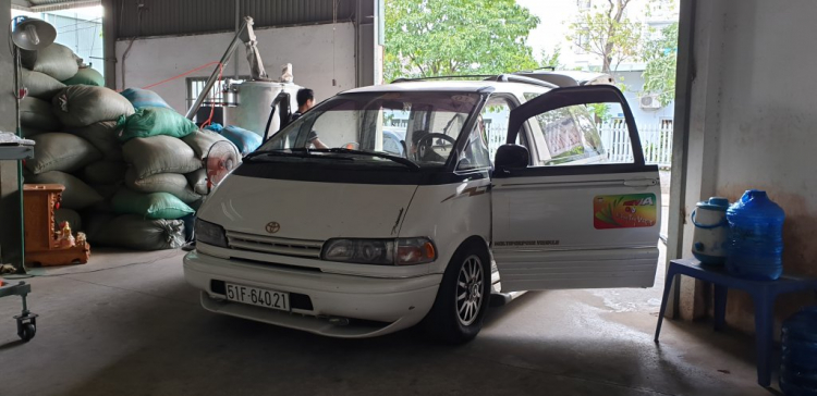 [Xe Độ & Đam Mê] MPV Toyota Previa 199x:  Chiếc xe thần thánh!