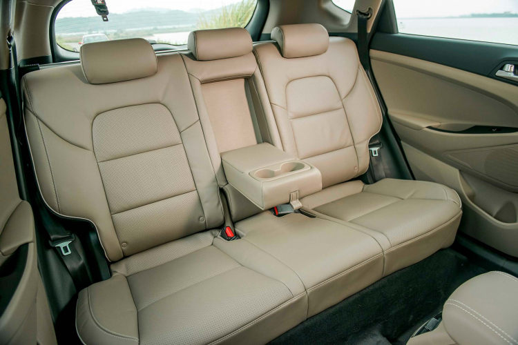 Hyundai Tucson 2019 có giá từ 799 triệu đồng; Elantra 2019 từ 580 triệu đồng tại Việt Nam Hyundai Tucson 2019 có giá từ 799 triệu đồng; Elantra 2019 từ 580 triệu đồng tại Việt Nam