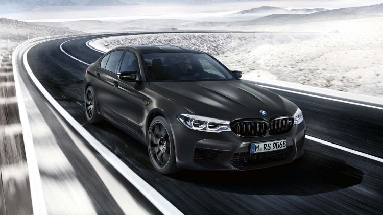 BMW giới thiệu M5 “Edition 35 Jahre” kỷ niệm 35 năm dòng M5: Sản xuất giới hạn 350 chiếc