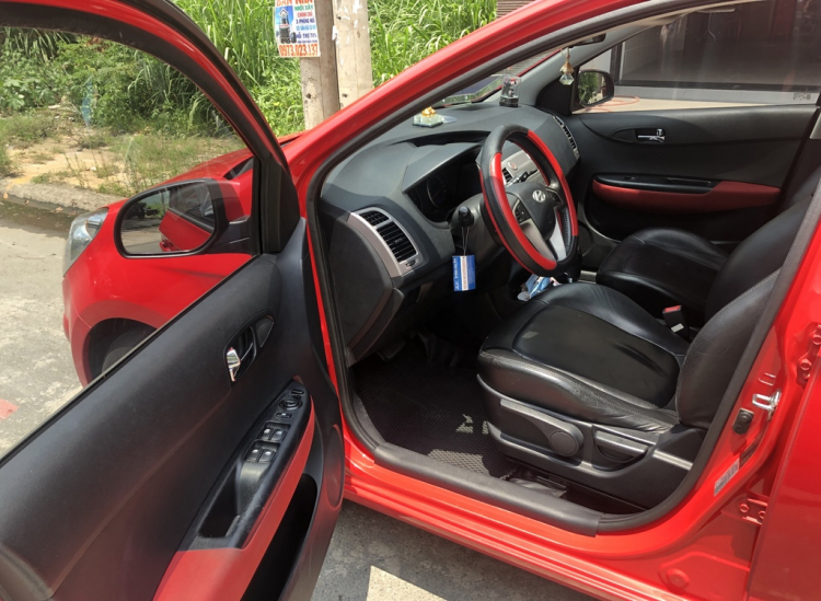 Cần bán Hyundai I20 đỏ tươi cuối 2011 xe nhà sử dụng 1 đời chủ