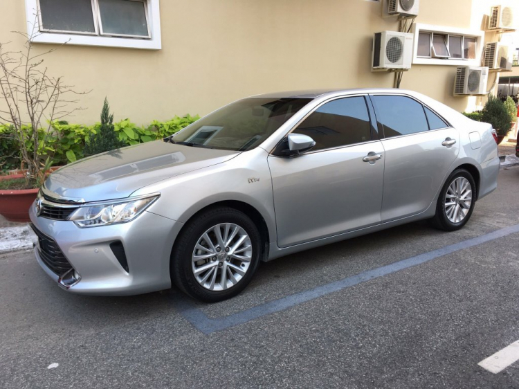 CẦN BÁN CAMRY 2.5G 2015