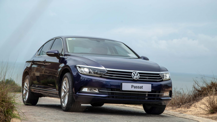 Volkswagen Passat Bluemotion: Lựa chọn xe Đức duy nhất trong phân khúc