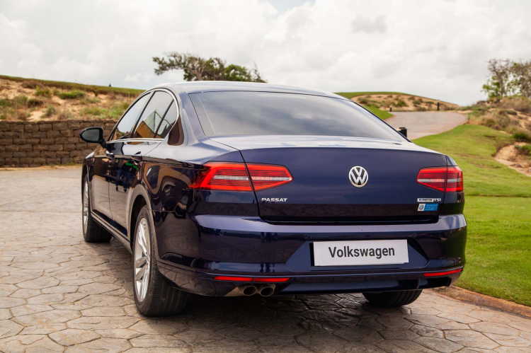 Volkswagen Passat Bluemotion: Lựa chọn xe Đức duy nhất trong phân khúc