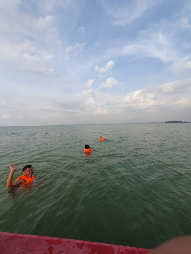 Trị An : đảo Kiểm Lâm và đảo 5 Bầu 17/05/19 Trị An : đảo Kiểm Lâm và đảo 5 Bầu 17/05/19