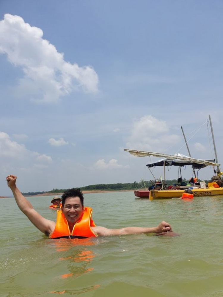 Trị An : đảo Kiểm Lâm và đảo 5 Bầu 17/05/19 Trị An : đảo Kiểm Lâm và đảo 5 Bầu 17/05/19