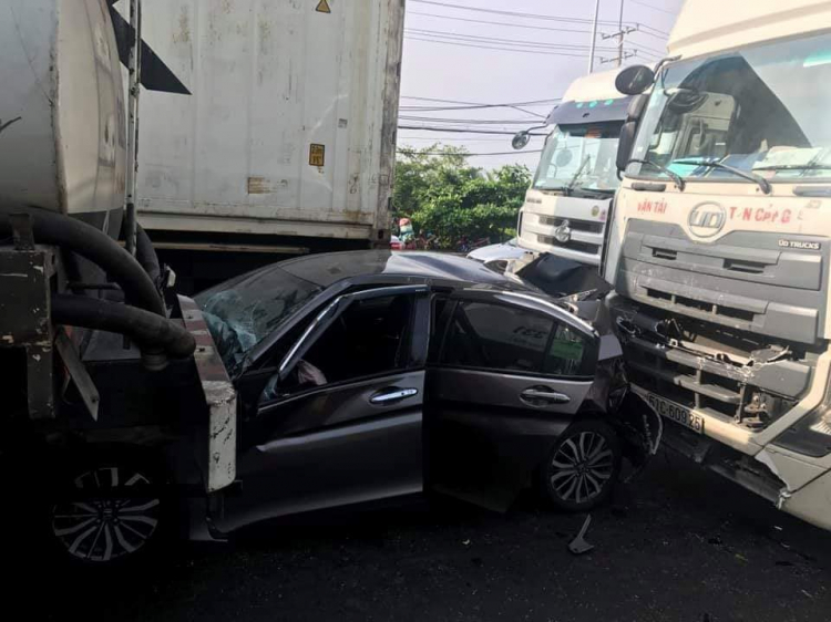 Khung xe Honda City vẫn an toàn sau tai nạn
