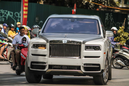 otosaigon_Rolls-Royce Cullinan -8.jpg