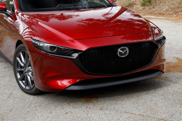 Mazda3 lắp động cơ SkyActiv-X sẽ được bán tại Nhật trong năm nay; giá cao hơn động cơ SkyActiv-G