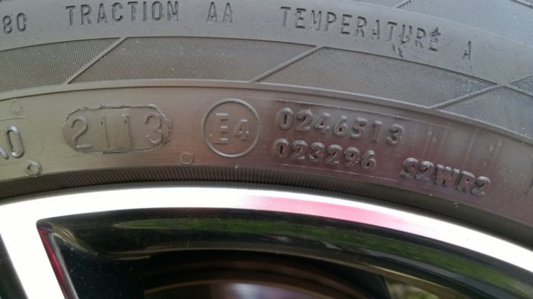 Lốp Continential 7000km nứt tè le