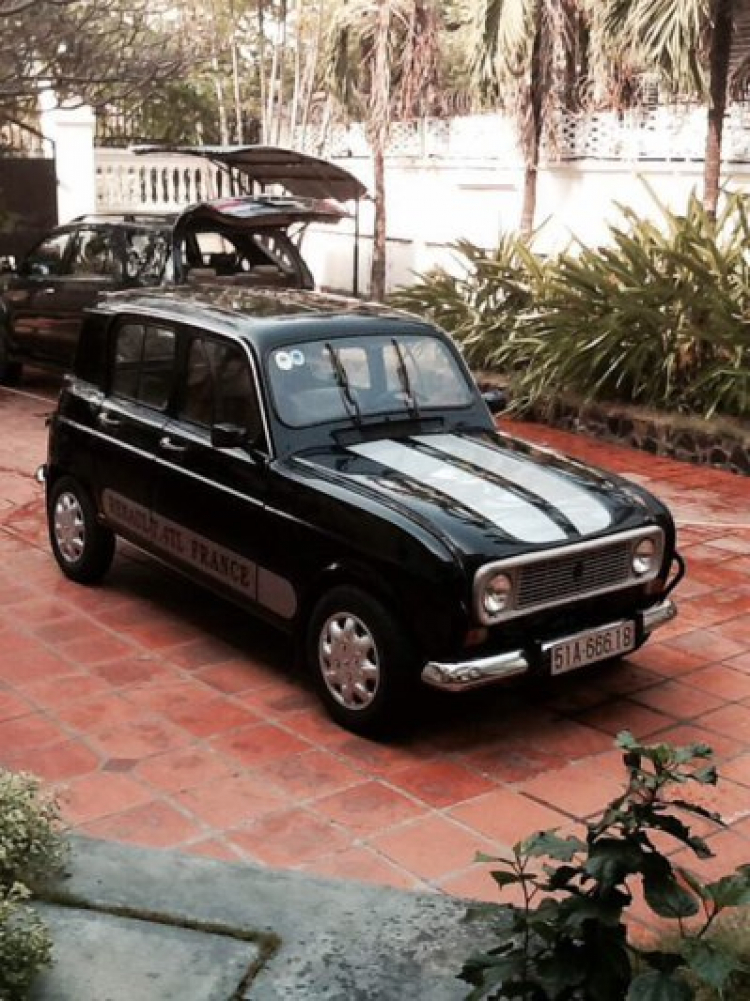 Là Renault 4TL ạ.