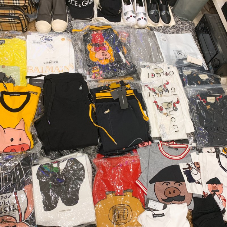 Thái Dương Authentic-Chuyên Bán Đồ Hiệu Gucci Fendi Dolce Hermes Givenchy LV Balenciaga,Saint,Ds v.v Thái Dương Authentic-Chuyên Bán Đồ Hiệu Gucci Fendi Dolce Hermes Givenchy LV Balenciaga,Saint,Ds v.v