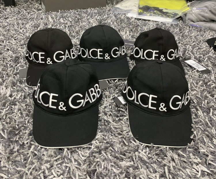 Thái Dương Authentic-Chuyên Bán Đồ Hiệu Gucci Fendi Dolce Hermes Givenchy LV Balenciaga,Saint,Ds v.v Thái Dương Authentic-Chuyên Bán Đồ Hiệu Gucci Fendi Dolce Hermes Givenchy LV Balenciaga,Saint,Ds v.v