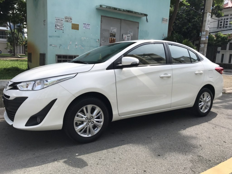 Toyota Vios E CVT Đời T12/2018 mẫu mới màu trắng xe đi 1500km cực đẹp