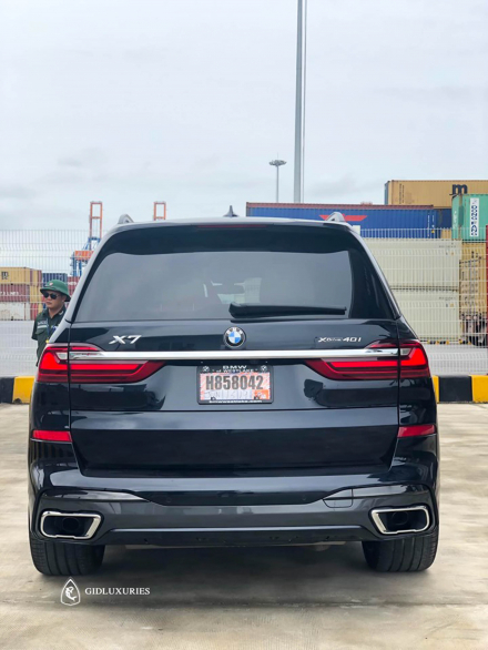 otosaigon_BMW X7-2.jpg