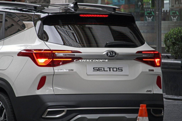 Kia Seltos hoàn toàn mới lộ diện trước ngày ra mắt: Đối thủ của EcoSport, HR-V hay CX-3