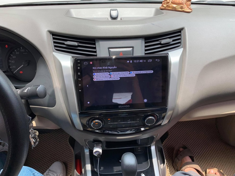 Màn hình DVD Android Bravigo xe Nissan Navara 2018, 2019