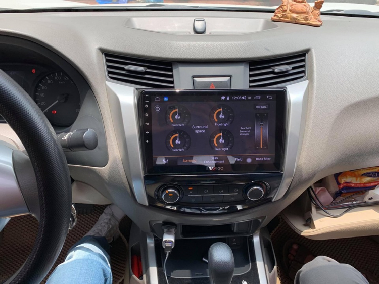Màn hình DVD Android Bravigo xe Nissan Navara 2018, 2019