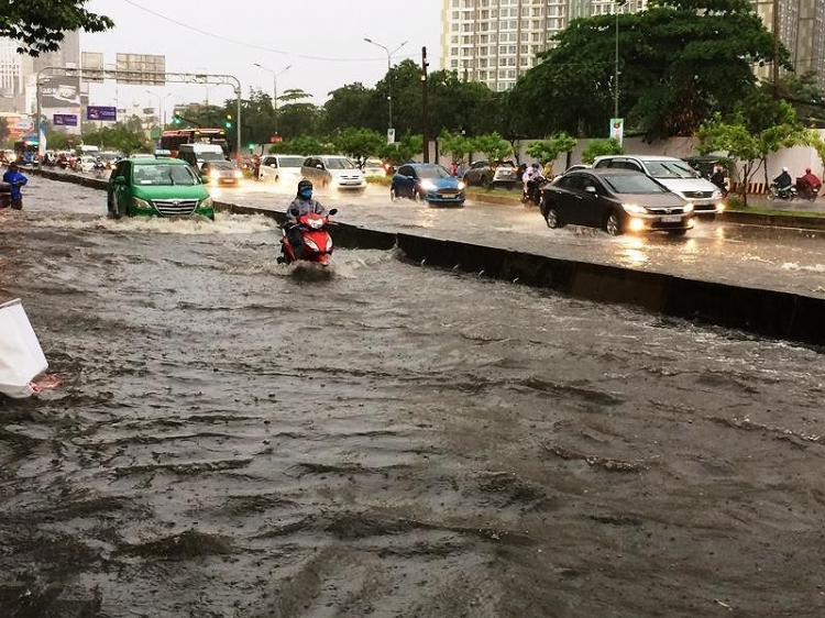 Nguyễn Hữu Cảnh: Ác mộng mùa mưa