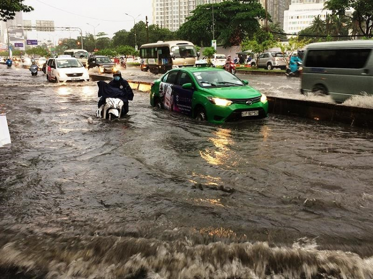 Nguyễn Hữu Cảnh: Ác mộng mùa mưa