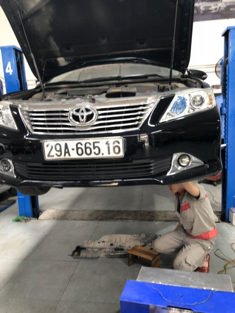 Xe ô tô đi bao nhiêu km thì thay nhớt hộp số các bác? xe em CVT